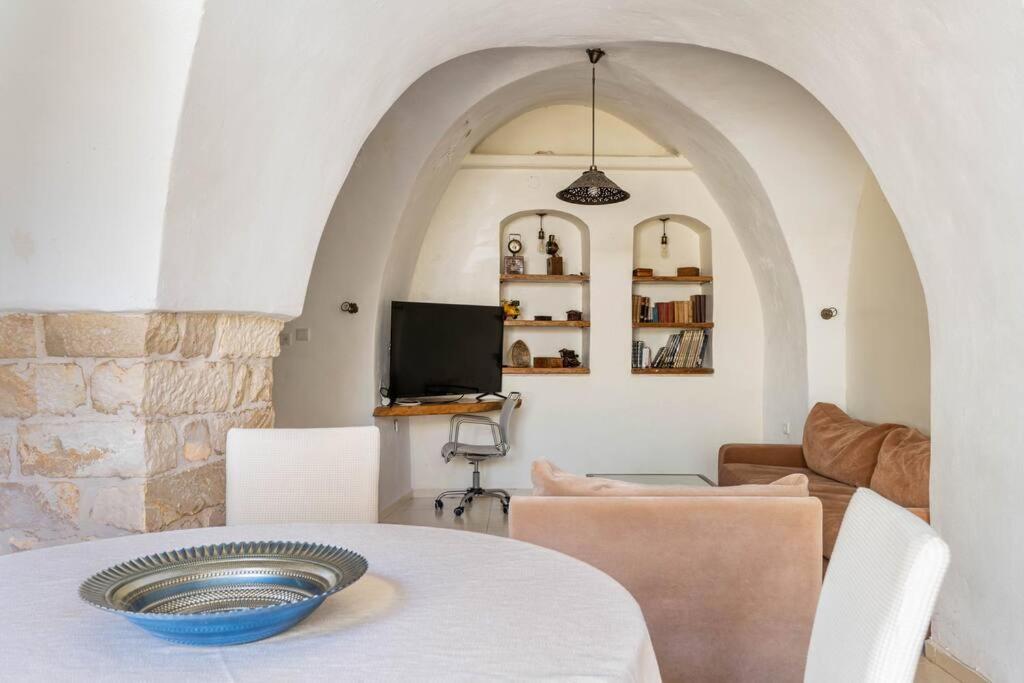 שלווה בעיר העתיקה - Peace In The Heart Of The Old City Safed Exteriör bild